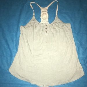 Buckle spaghetti strap shirt with crocheting